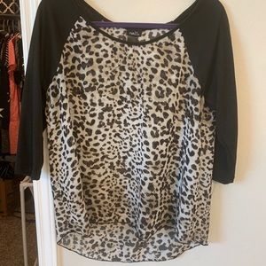 Leopard chiffon shirt with cotton sleeves
